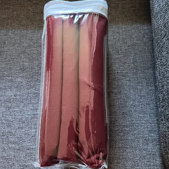 Bed Bath & Beyond Tailored Bed Skirt - Picture 5 of 6